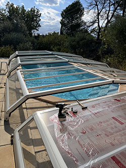 installation abri piscine01